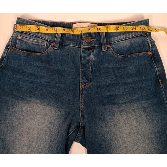 Soft Surroundings Blue Shorts Denim Pull Up Faux Zipper Size Medium 5 pocket - Picture 10 of 16